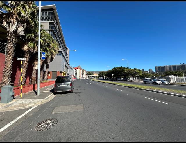 500M² BUILDING TO LET IN WOODSTOCK